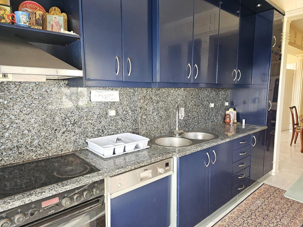 Escape To Panorama And Enjoy The Classic Charm With Stunning Sea Views Villa *