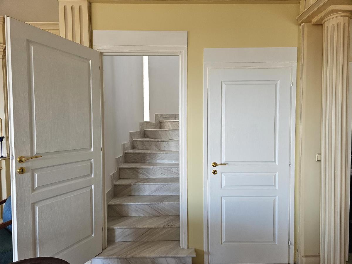 Escape To Panorama And Enjoy The Classic Charm With Stunning Sea Views Thessaloniki
