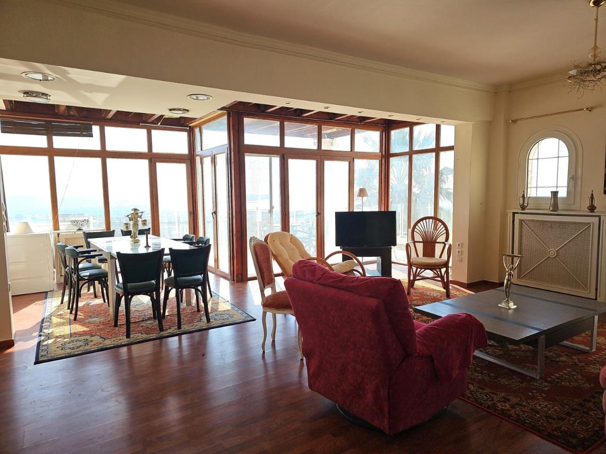 Escape To Panorama And Enjoy The Classic Charm With Stunning Sea Views Villa