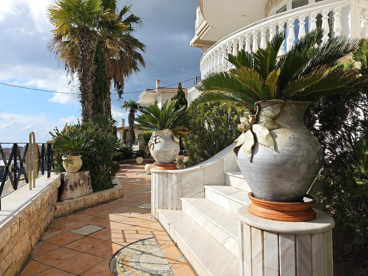 Escape To Panorama And Enjoy The Classic Charm With Stunning Sea Views Villa Thessaloniki