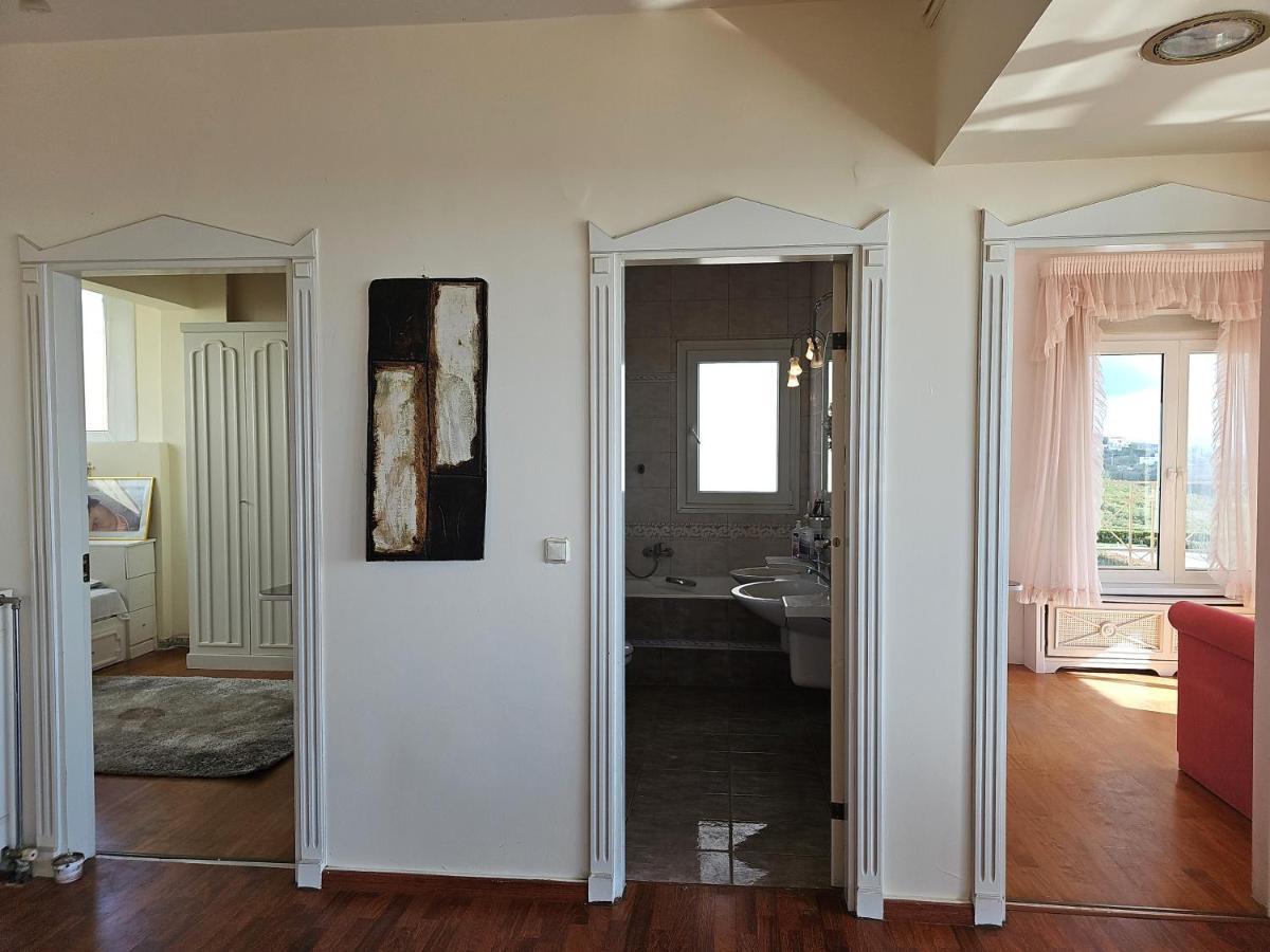 Escape To Panorama And Enjoy The Classic Charm With Stunning Sea Views Villa