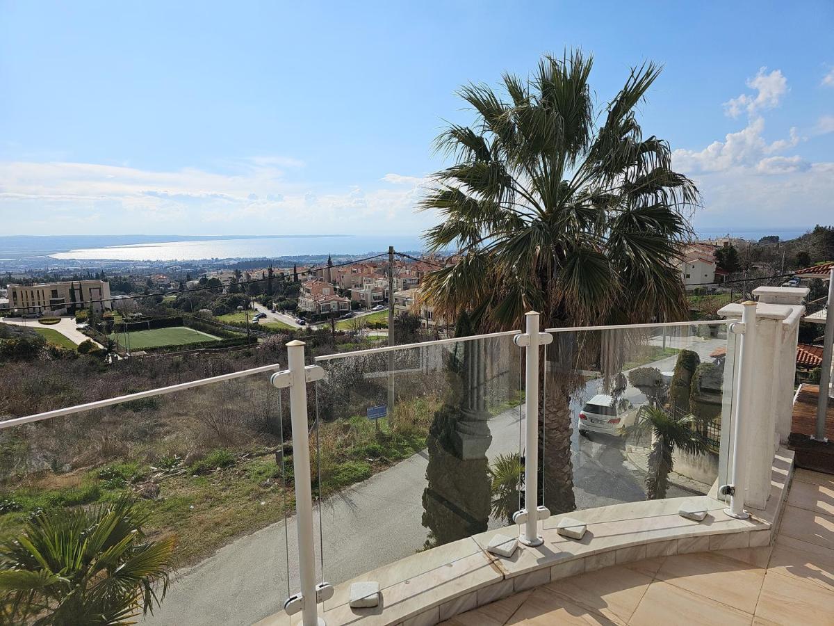 Escape To Panorama And Enjoy The Classic Charm With Stunning Sea Views Villa Thessaloniki